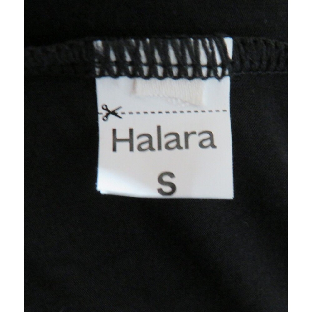 Halara Black Soft Stretchy Curved Hem Fitted Tee Size Small - Picture 3 of 7